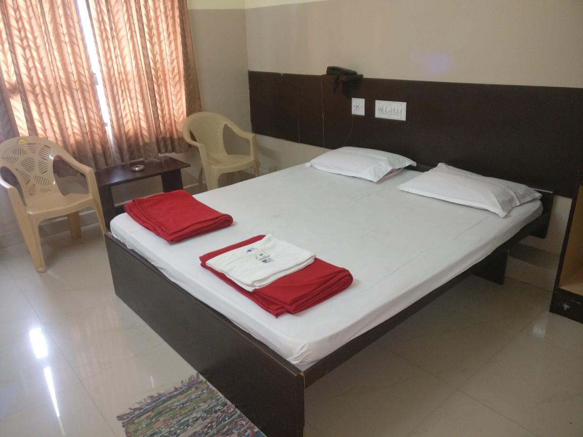 Subhadra Comforts Hotel ชิโมกา ภายนอก รูปภาพ