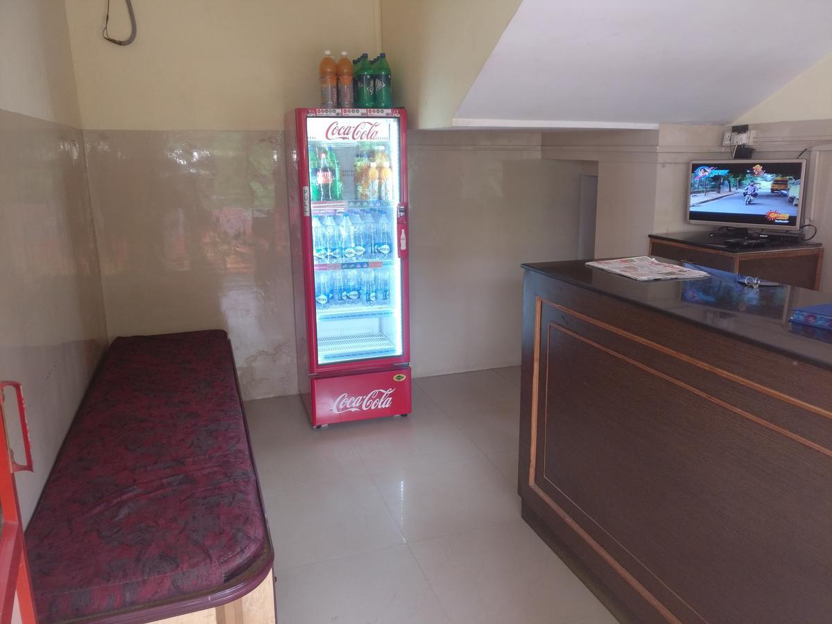 Subhadra Comforts Hotel ชิโมกา ภายนอก รูปภาพ